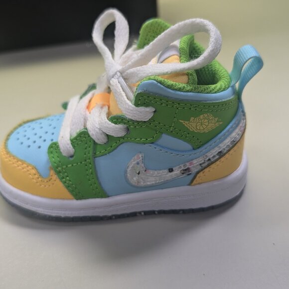 Jordan 1 MID SE (TD) 4C Shoes